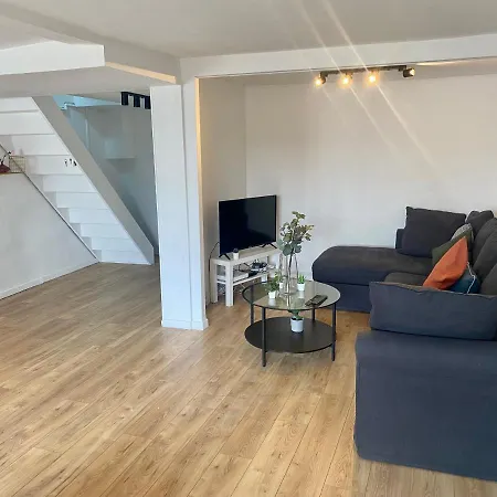 아파트 Magnifique Duplex Pour Huit Personnes -070 *